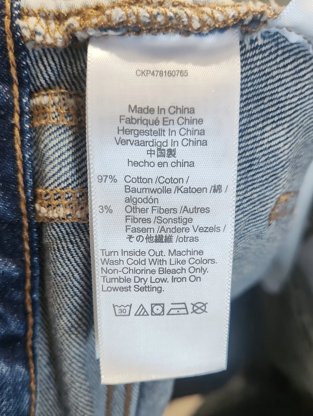 Madewell Baggy Jean Shorts in Valmont Wash Size 24